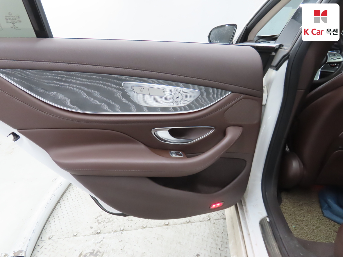 Mercedes-Benz CLS-Class 2021 - Image 25