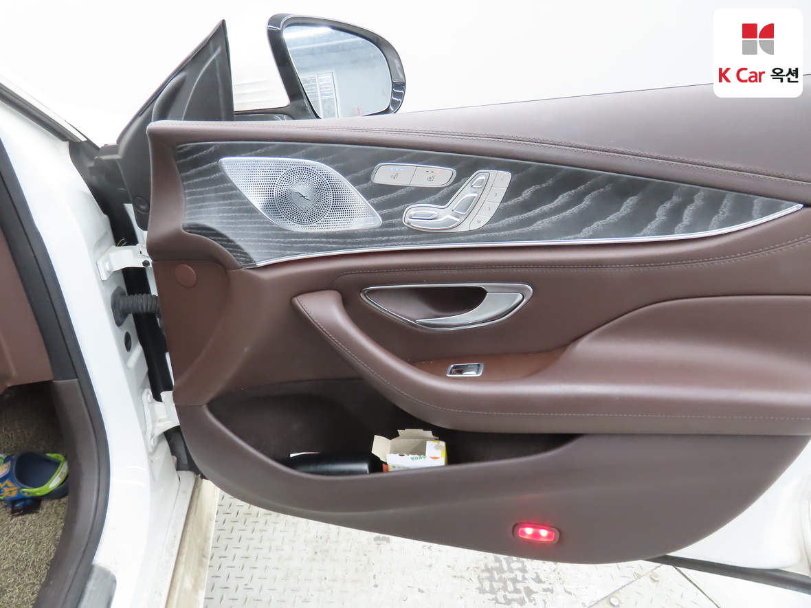 Mercedes-Benz CLS-Class 2021 - Image 32