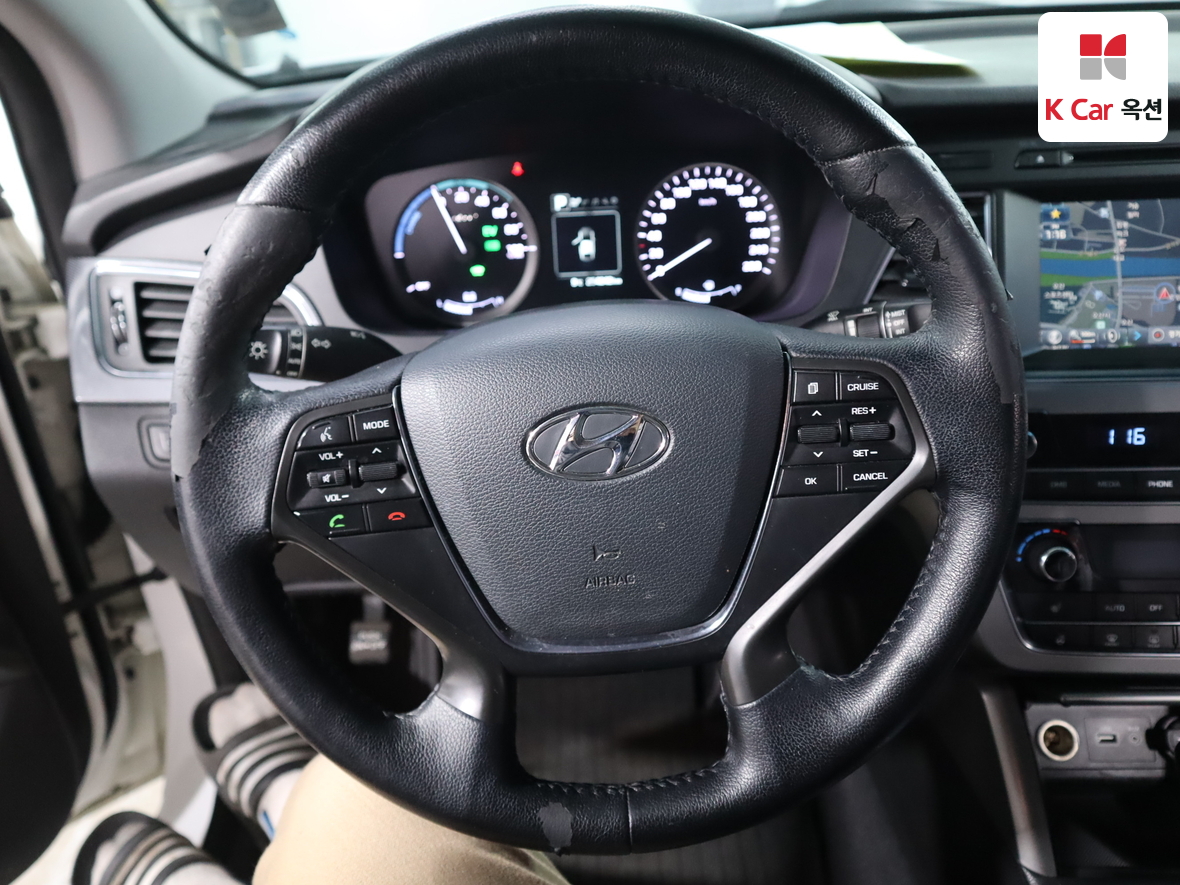 Hyundai Sonata 2015 - Image 10