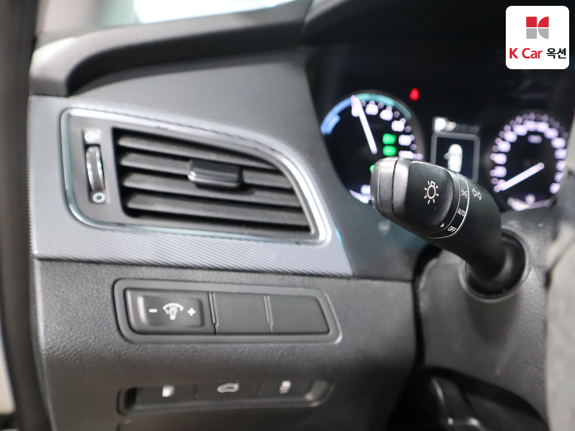 Hyundai Sonata 2015 - Image 9