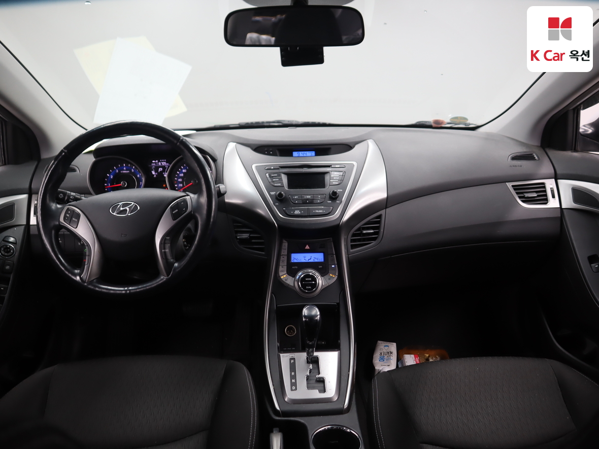 Hyundai Elantra 2014 - Image 3