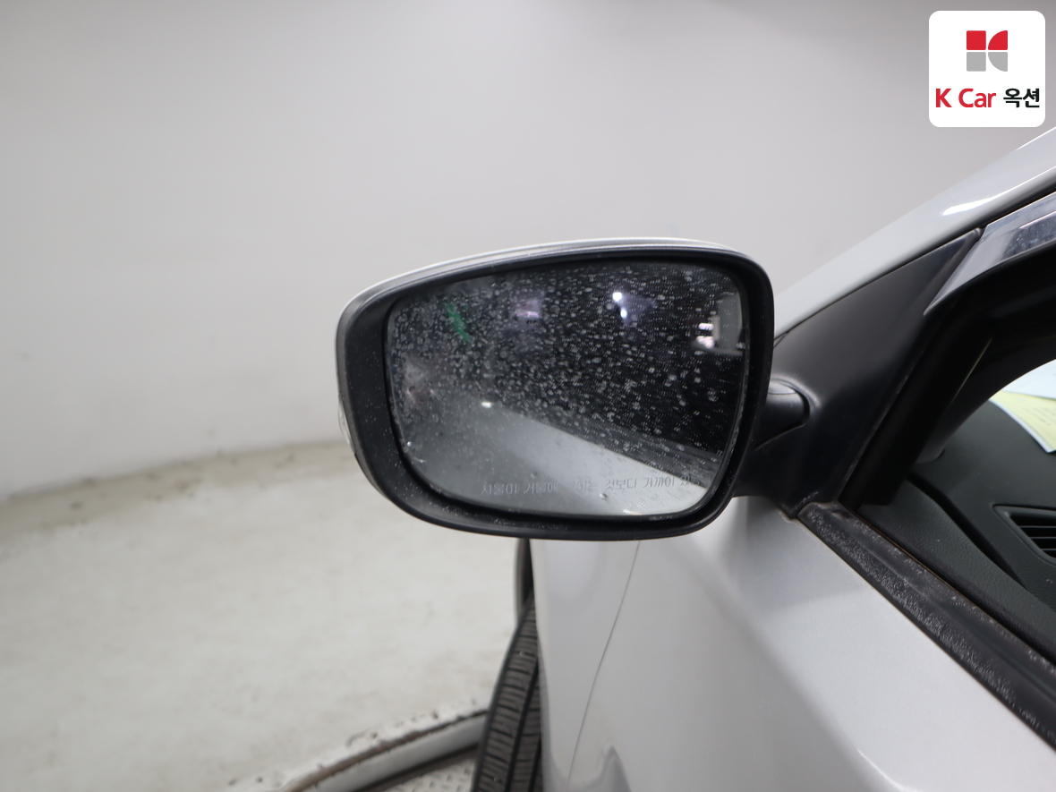 Hyundai Elantra 2014 - Image 20