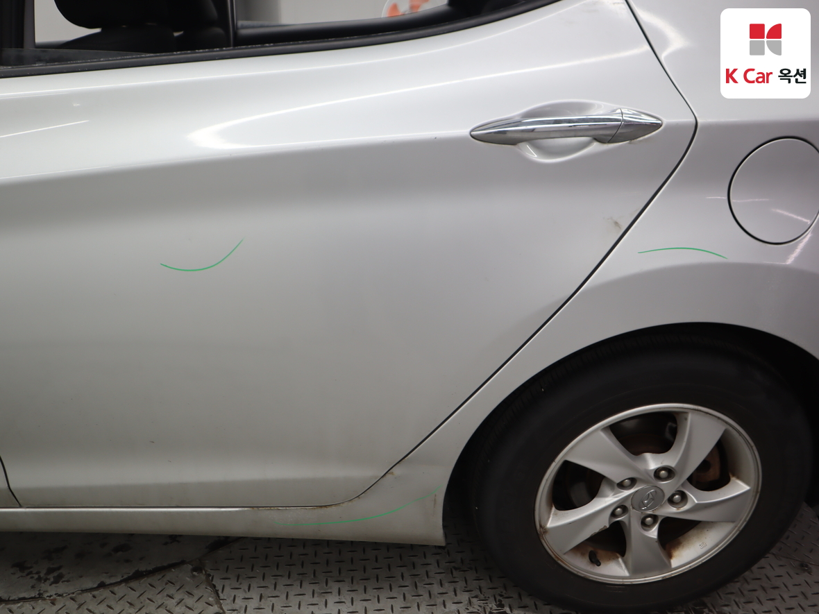 Hyundai Elantra 2014 - Image 35