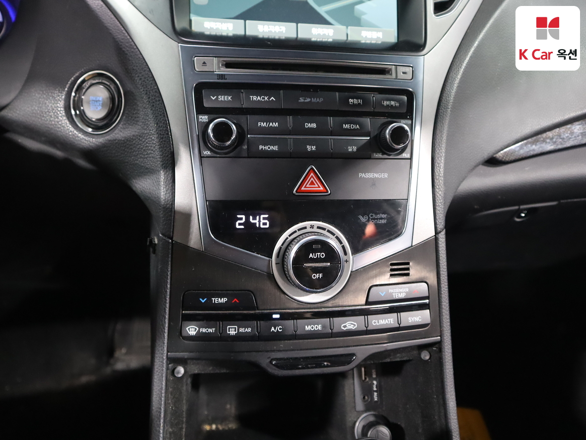 Hyundai AZERA 2016 - Image 15