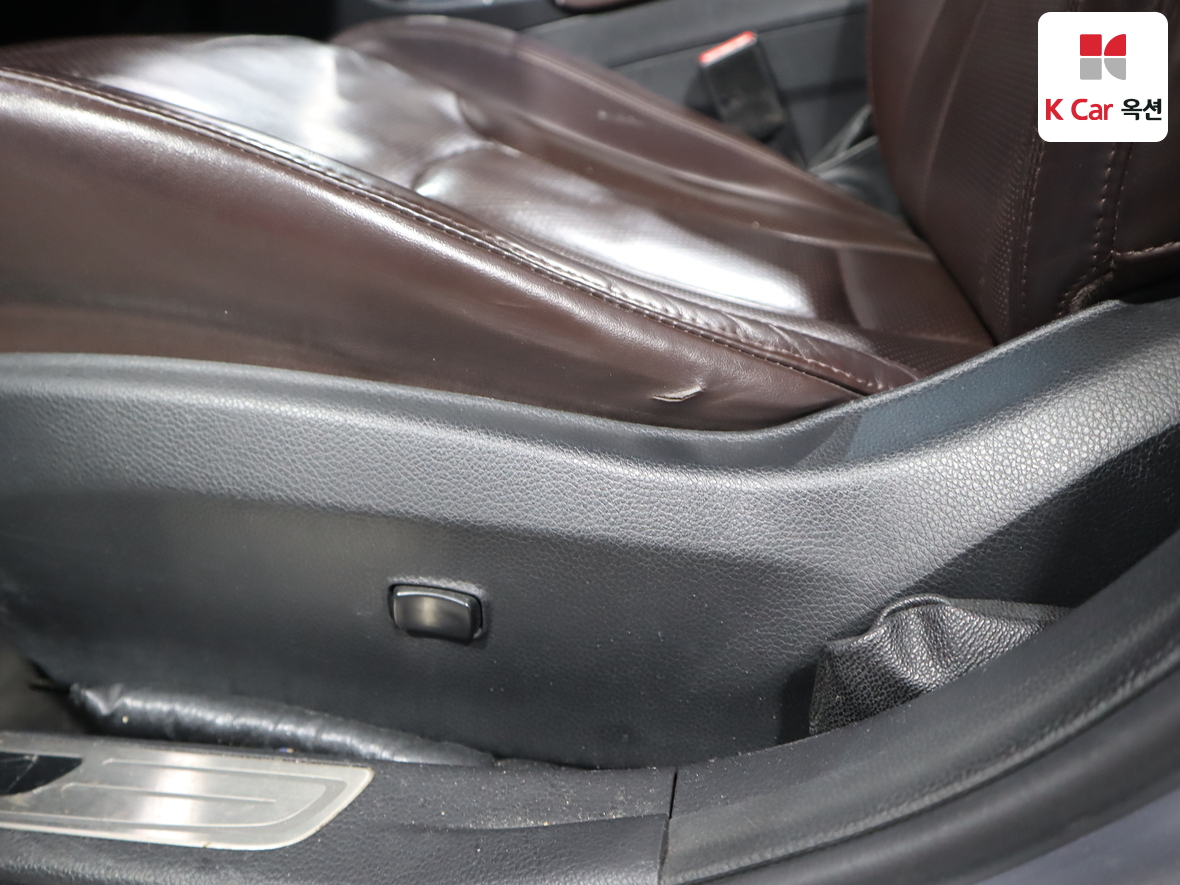 Hyundai AZERA 2016 - Image 20