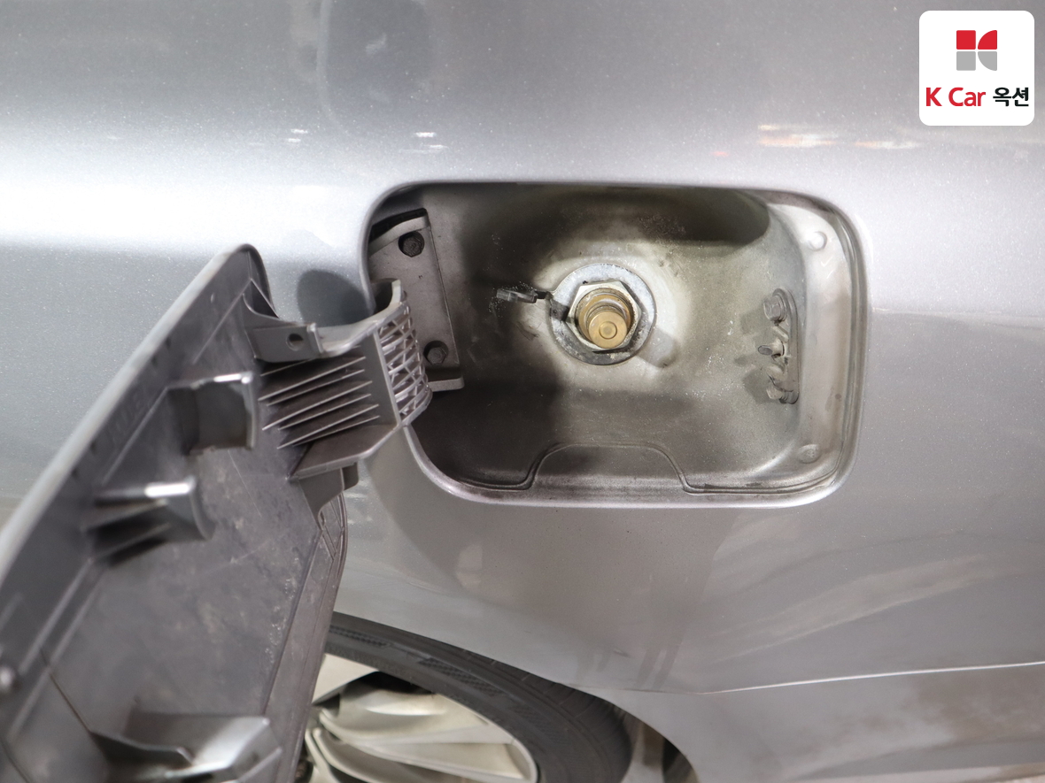 Hyundai AZERA 2016 - Image 25