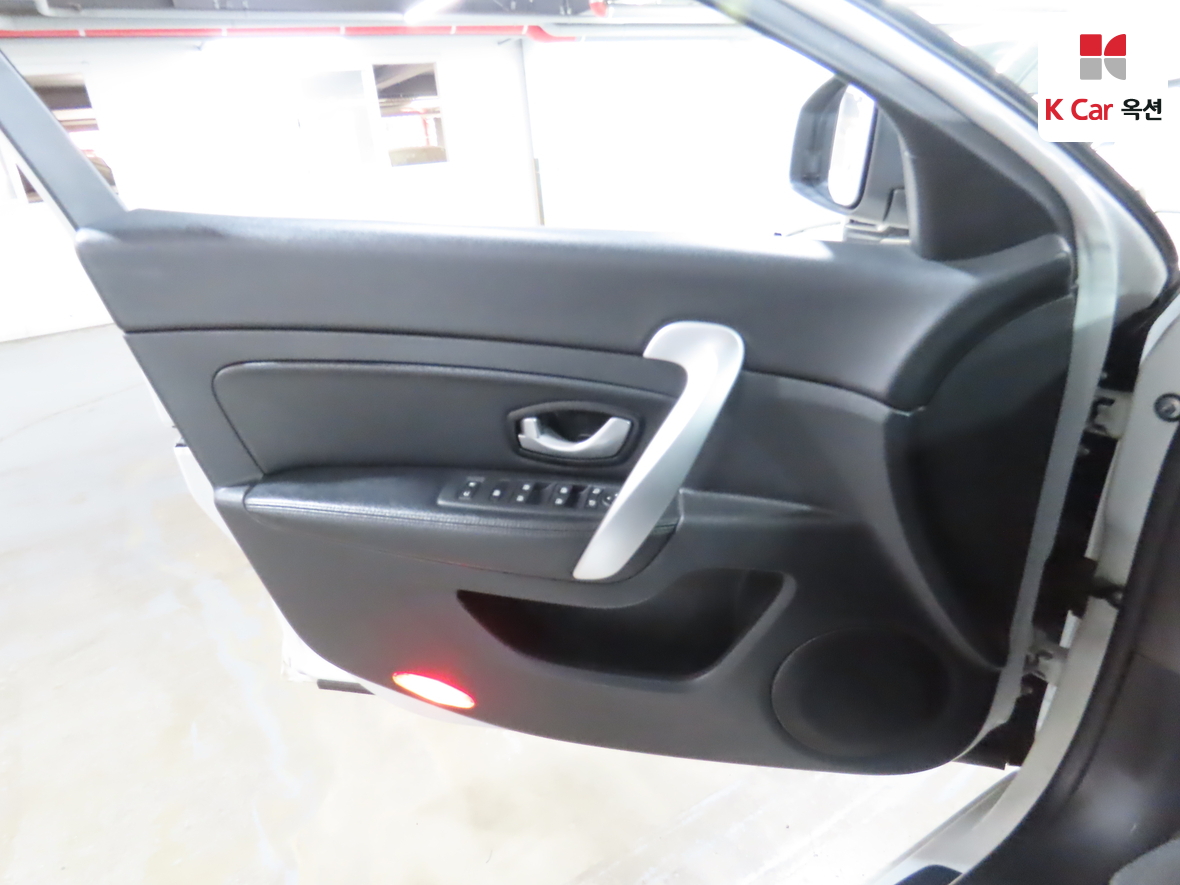 رينو سامسونج SM5 2015 - صورة 8