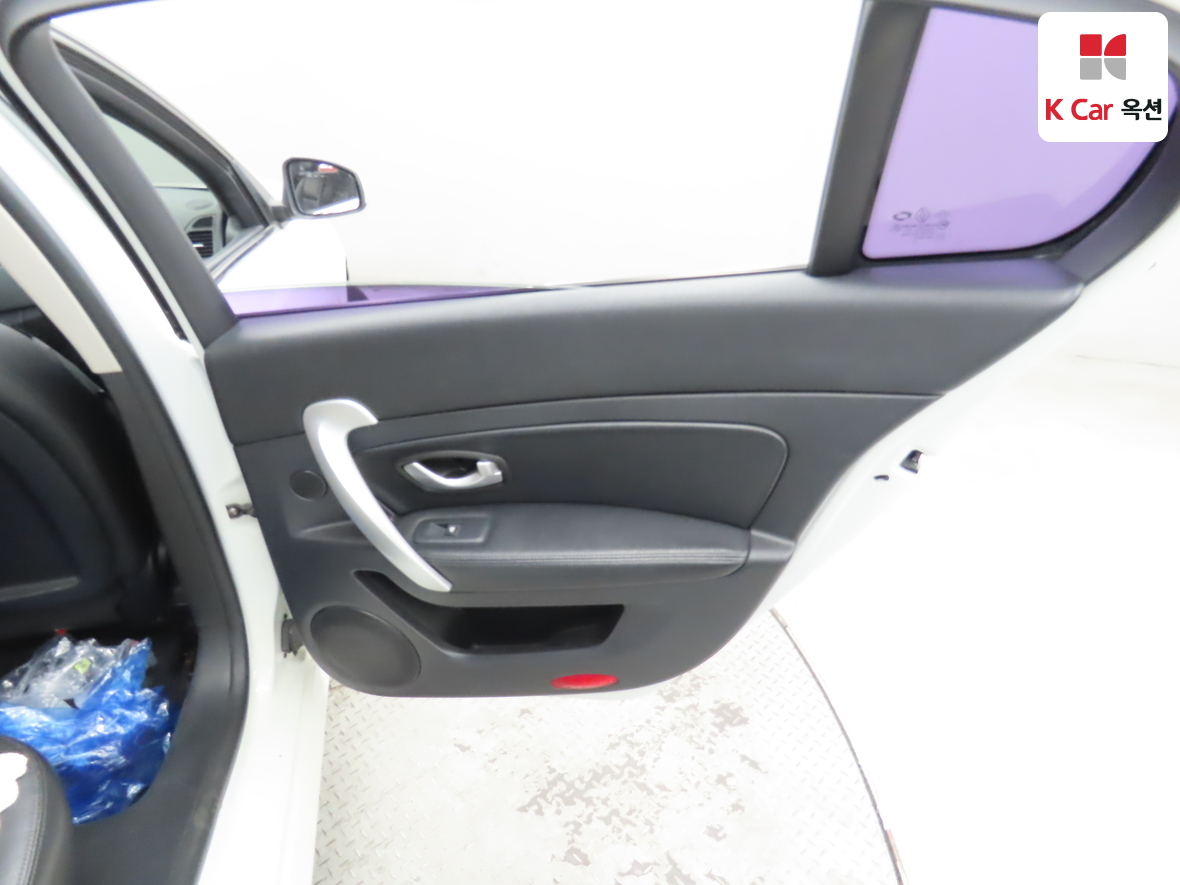 رينو سامسونج SM5 2015 - صورة 27