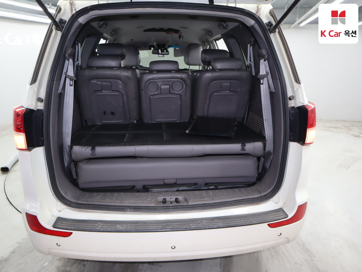 KG Mobility Korando Turismo 2014 - Image 25