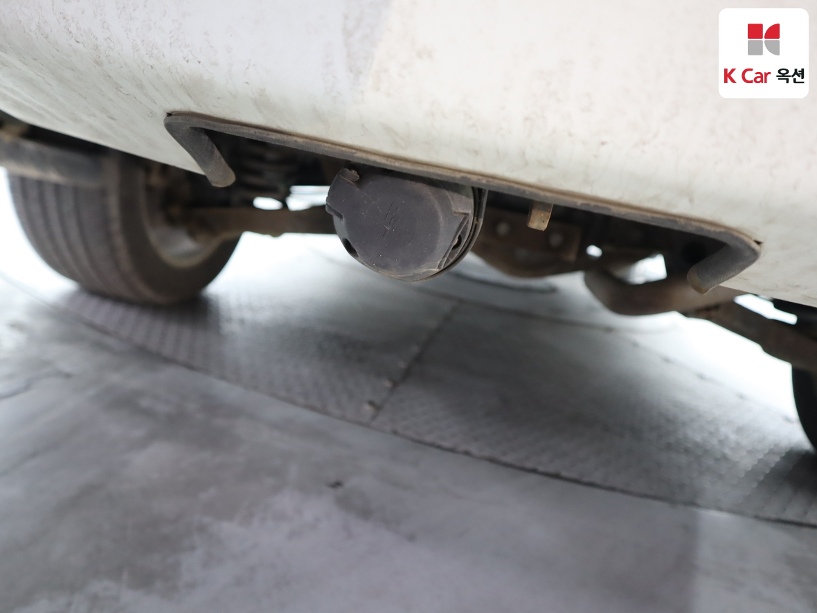 KG Mobility Korando Turismo 2014 - Image 27