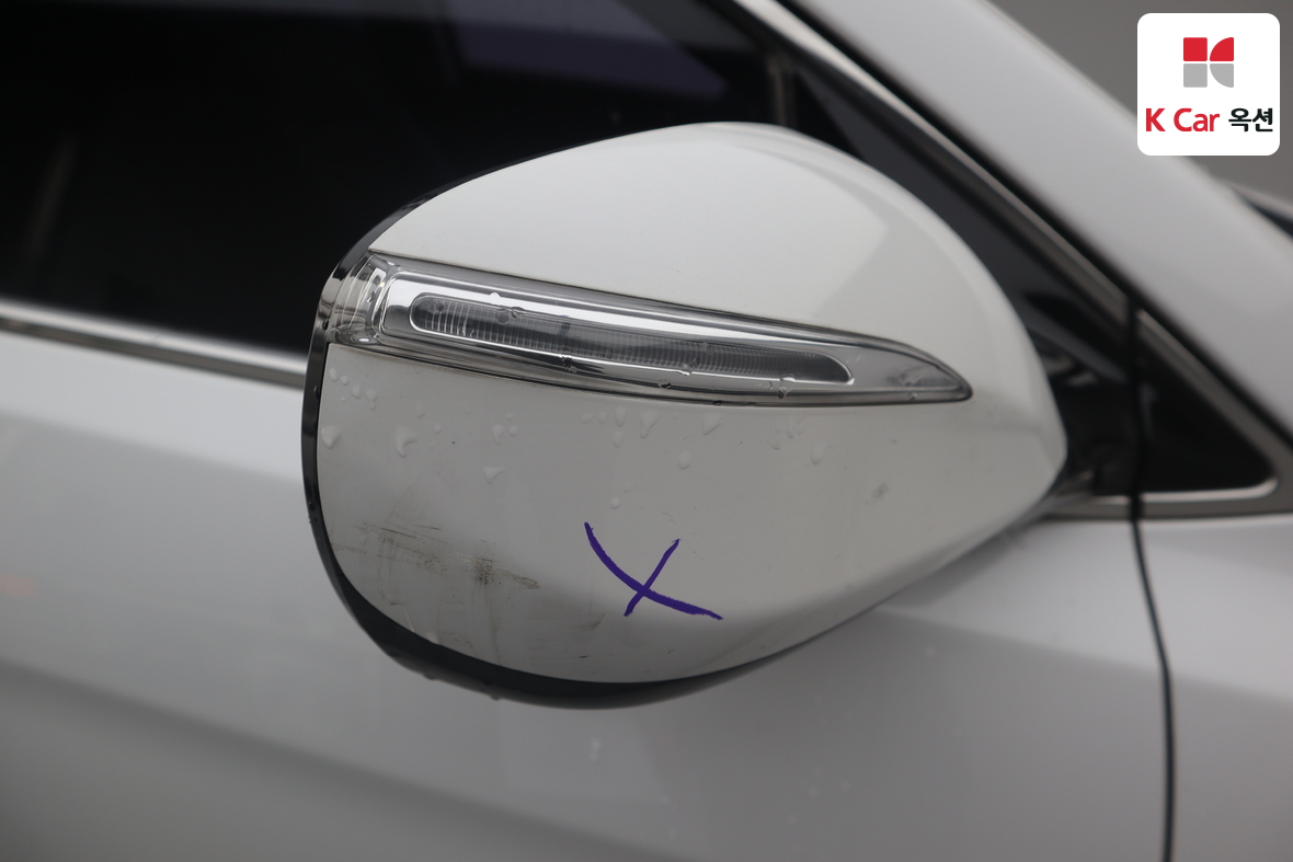 Hyundai Santa Fe 2013 - Image 38