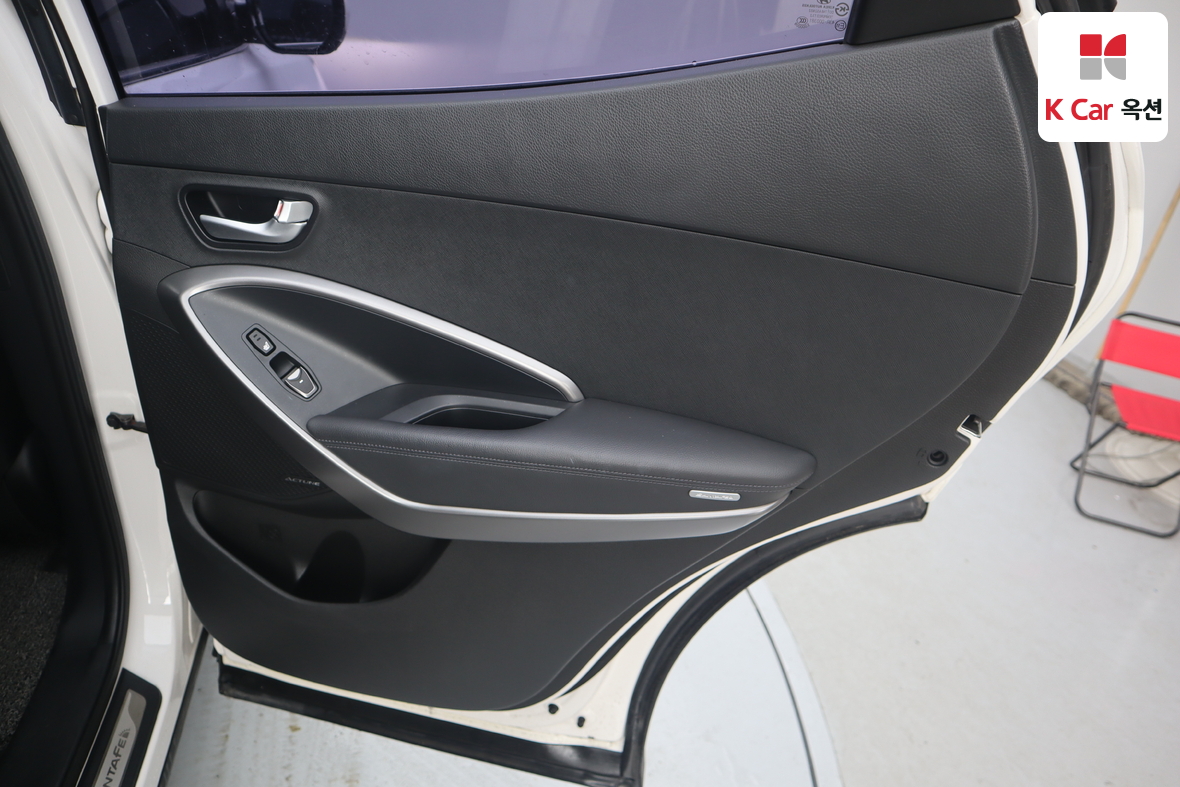 Hyundai Santa Fe 2013 - Image 28