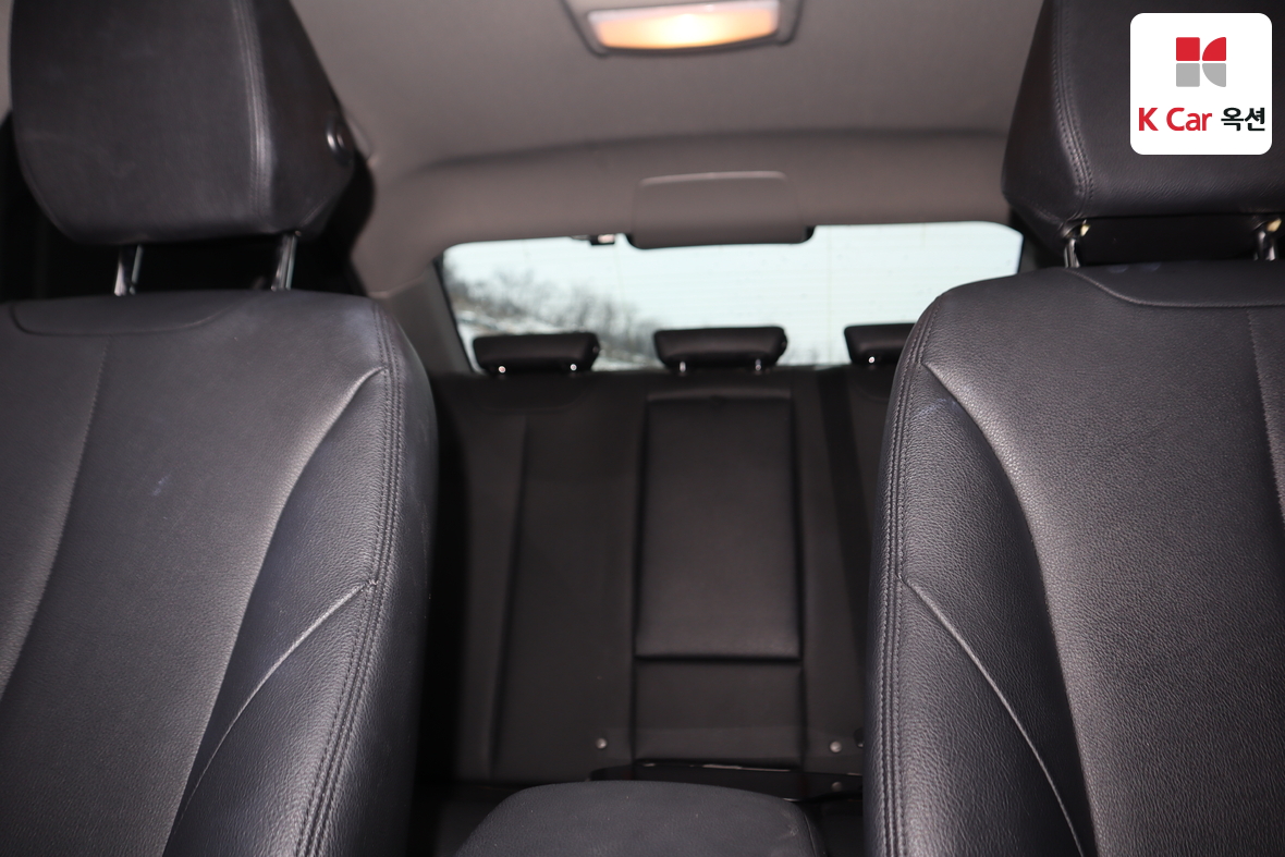 BMW 3 Series 2016 - Image 21