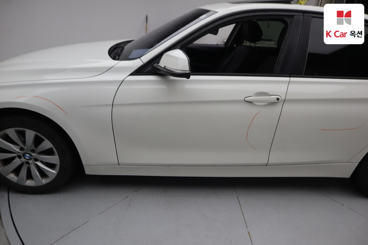 BMW 3 Series 2016 - Image 45