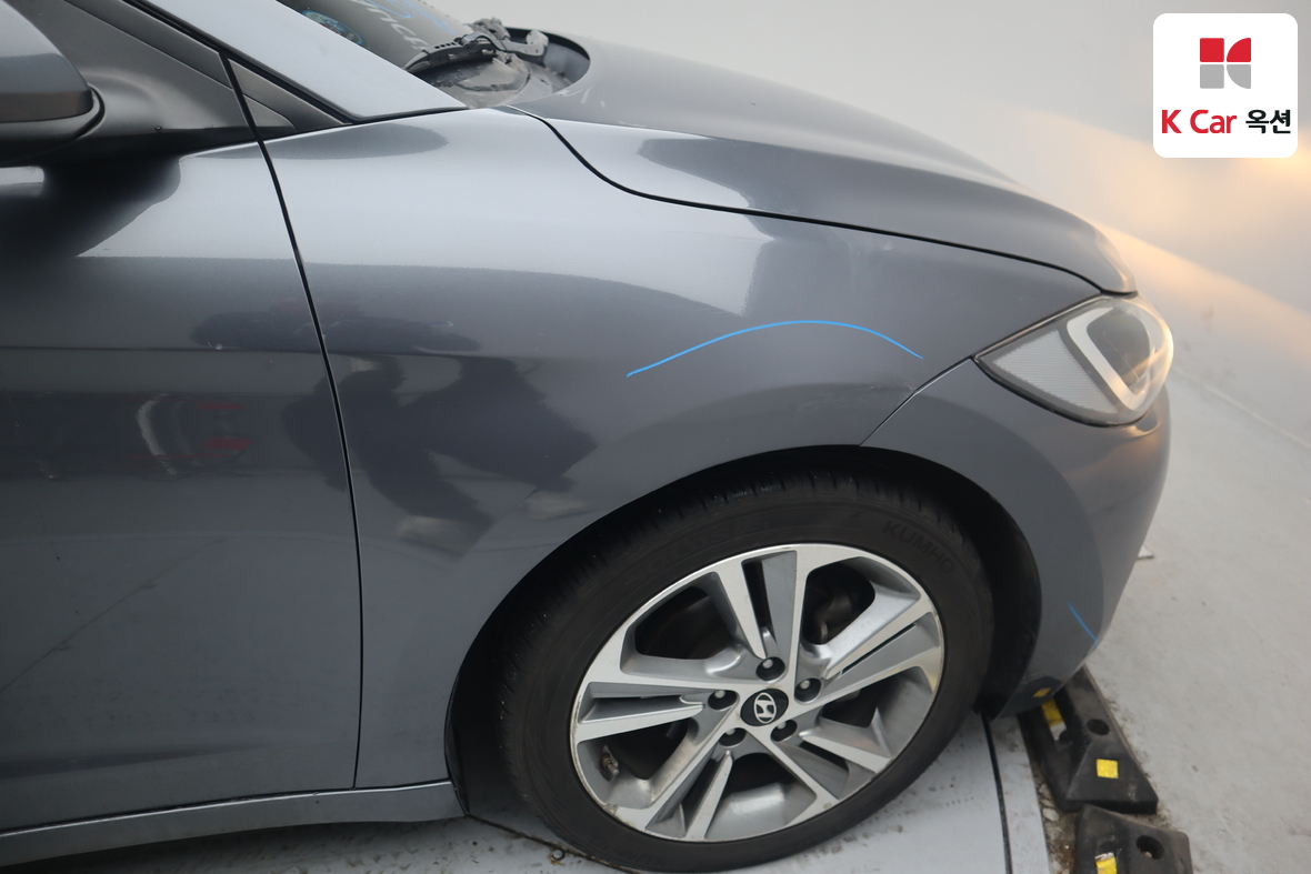 هيونداي إلانترا 2018 - صورة 32