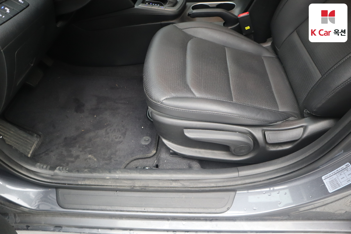 هيونداي إلانترا 2018 - صورة 18