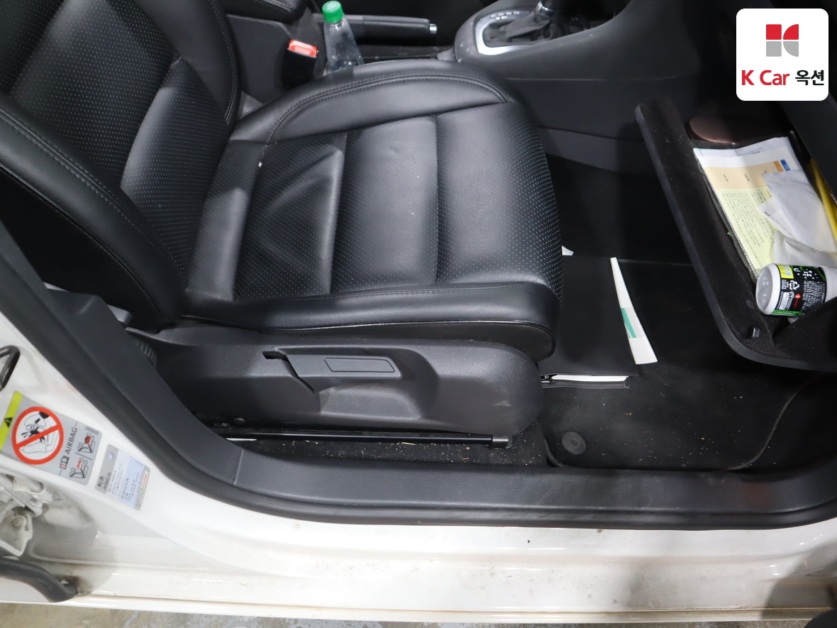 Volkswagen Golf 2010 - Image 33