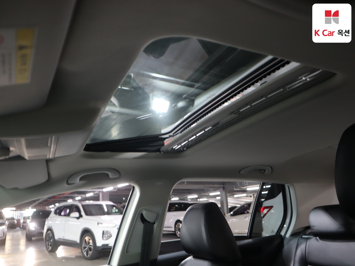 Volkswagen Golf 2010 - Image 23