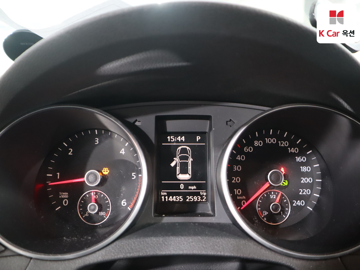 Volkswagen Golf 2010 - Image 5