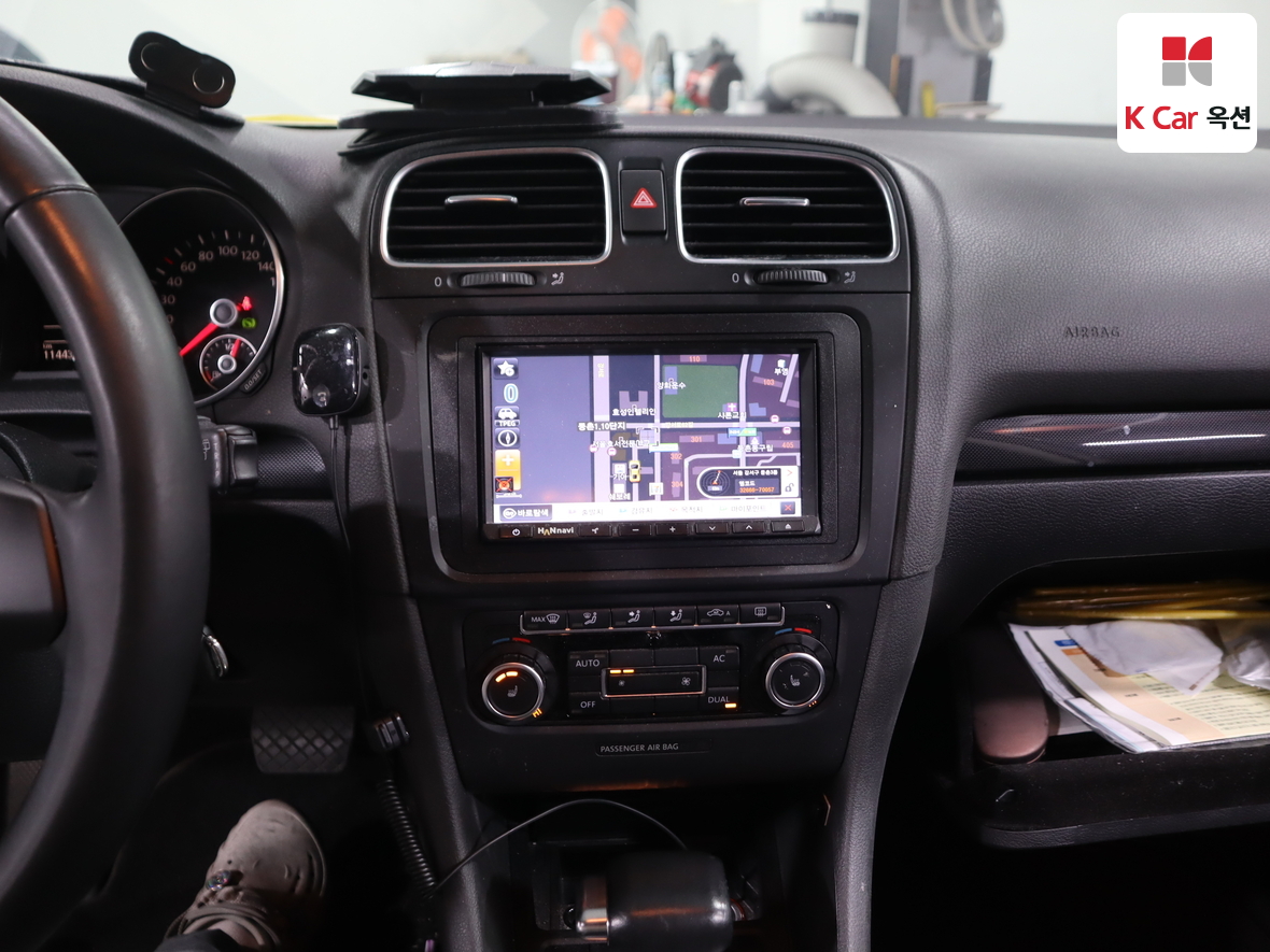 Volkswagen Golf 2010 - Image 6