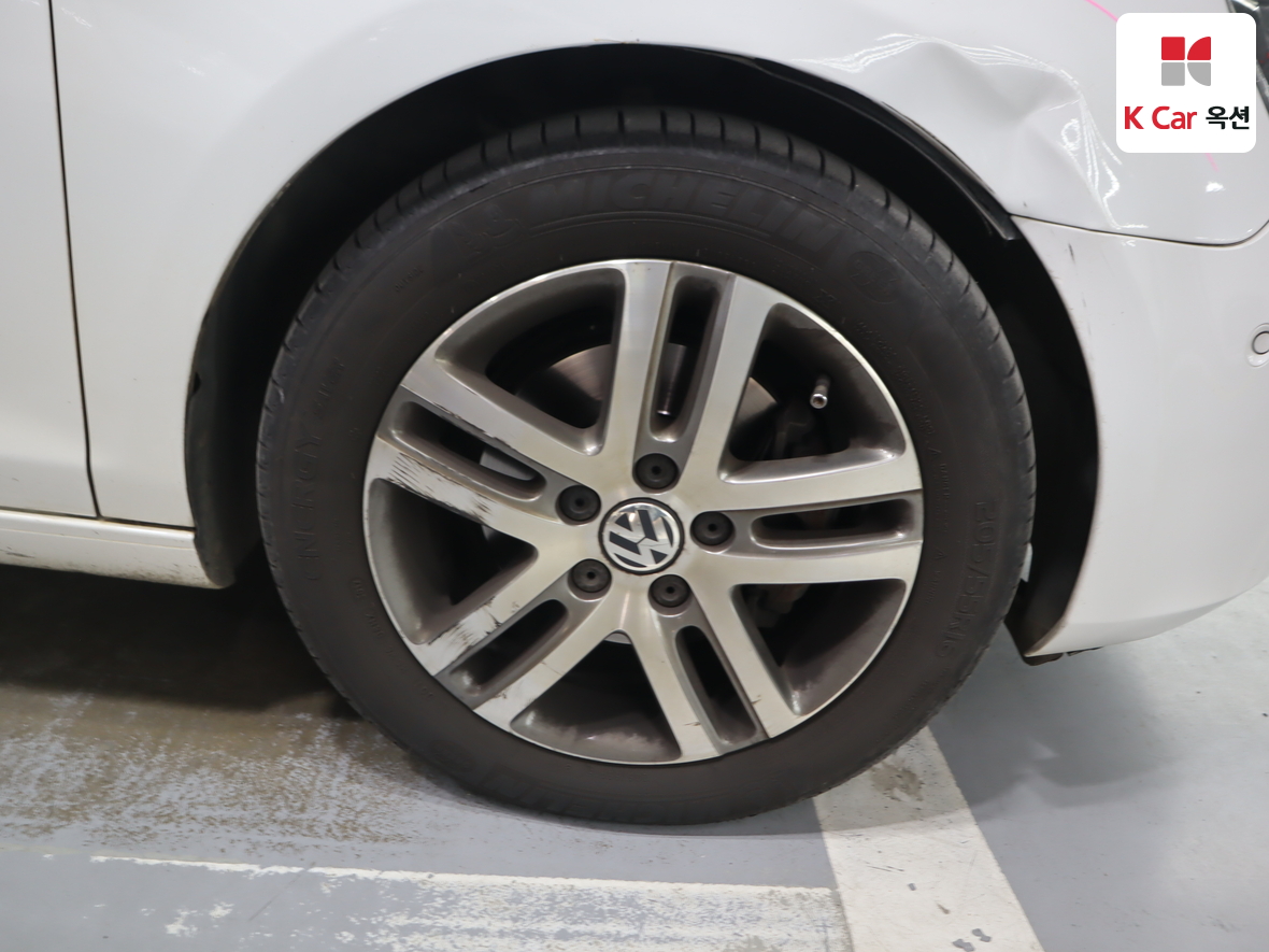 Volkswagen Golf 2010 - Image 53