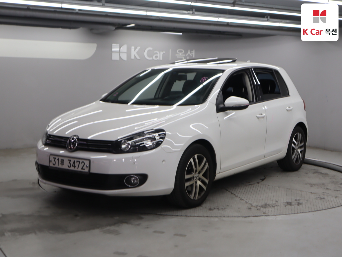 Volkswagen Golf 2010 - Image 1