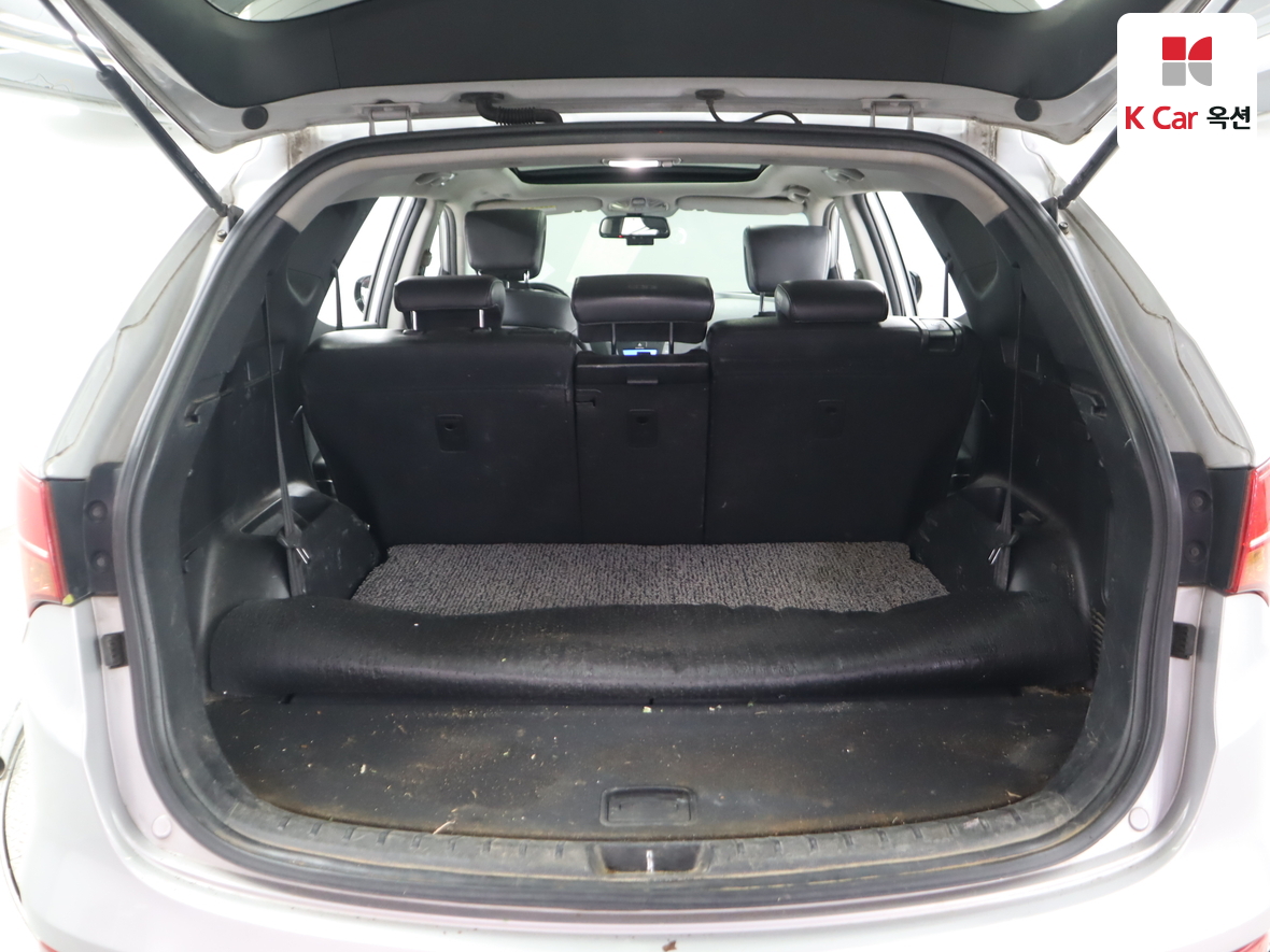 Hyundai Santa Fe 2013 - Image 28