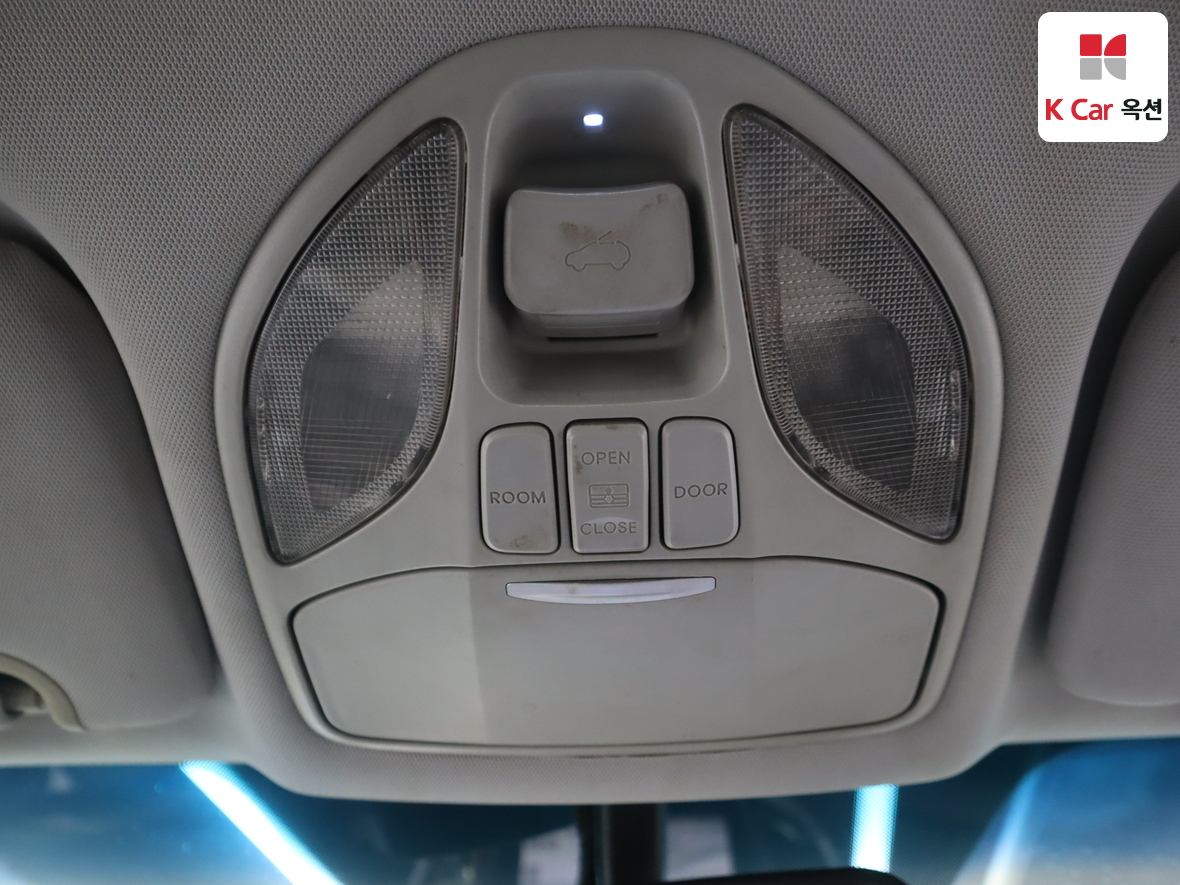 Hyundai Santa Fe 2013 - Image 12