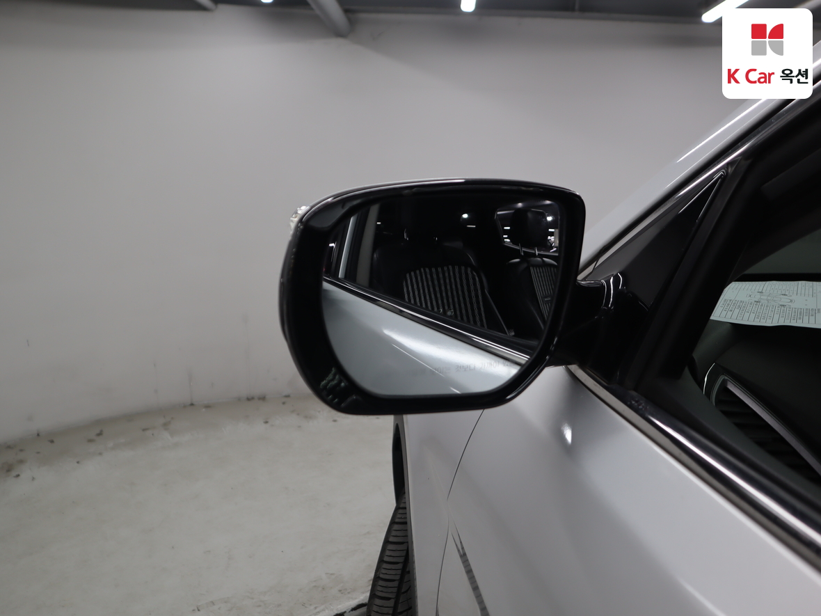 Hyundai Santa Fe 2013 - Image 24