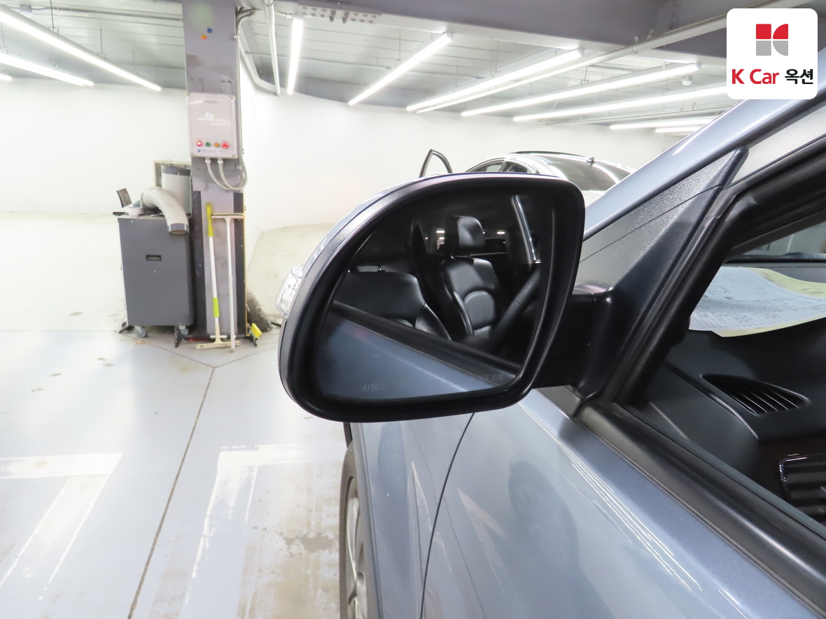 KG Mobility Korando C 2011 - Image 24