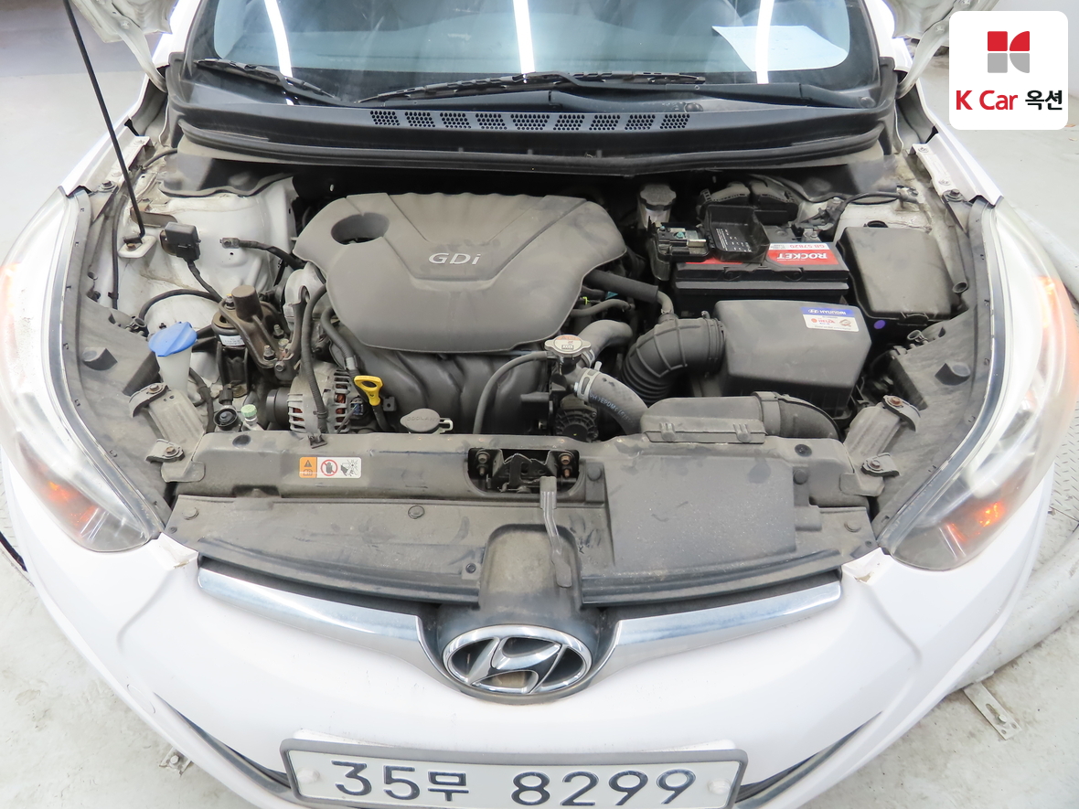 Hyundai Elantra 2016 - Image 32