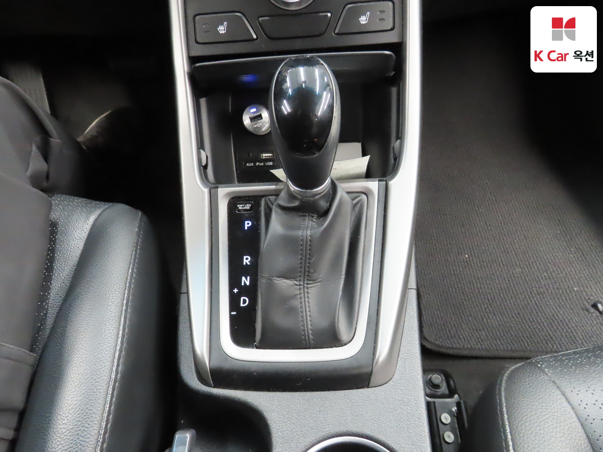 Hyundai Elantra 2016 - Image 16