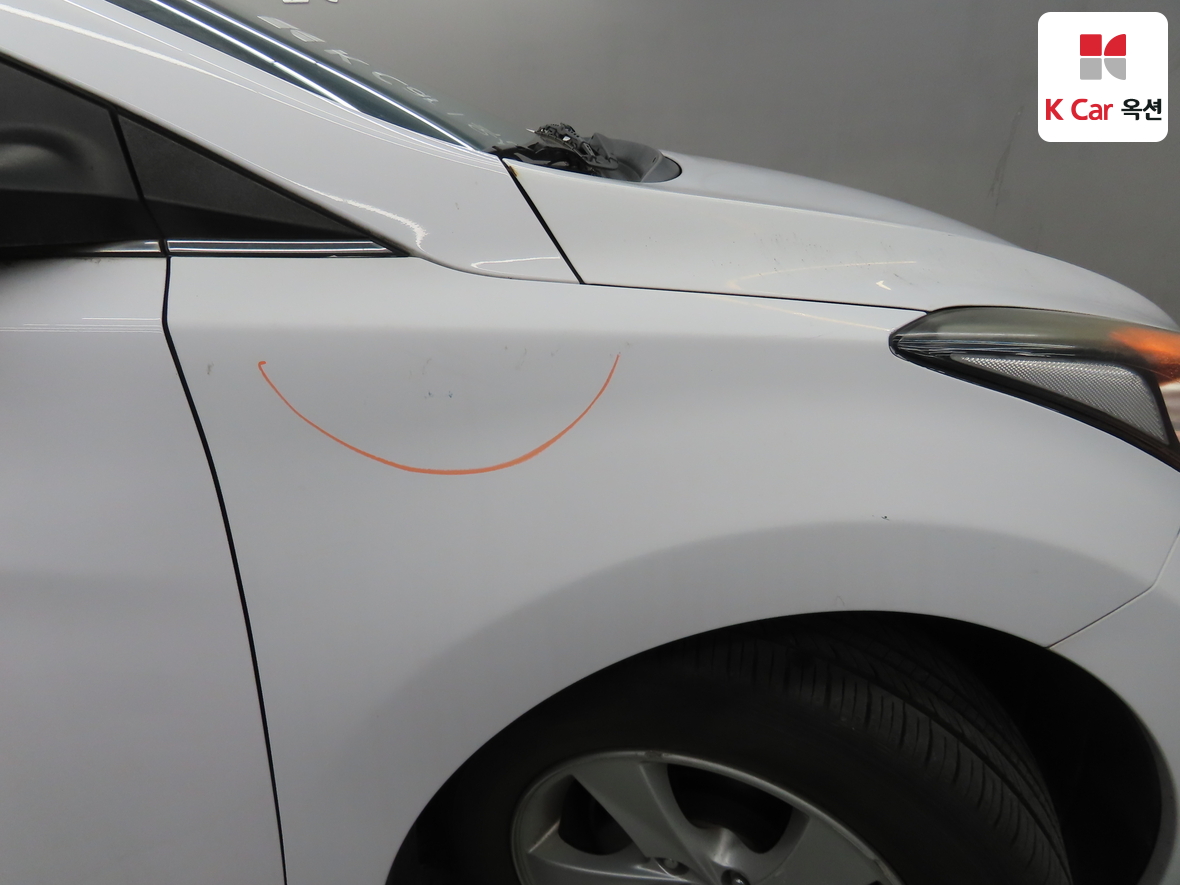 Hyundai Elantra 2016 - Image 41