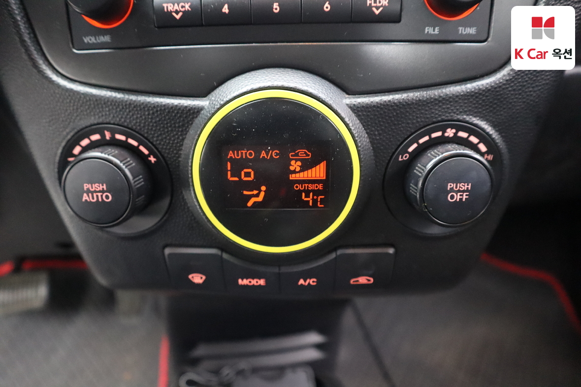 Kia Morning 2011 - Image 14