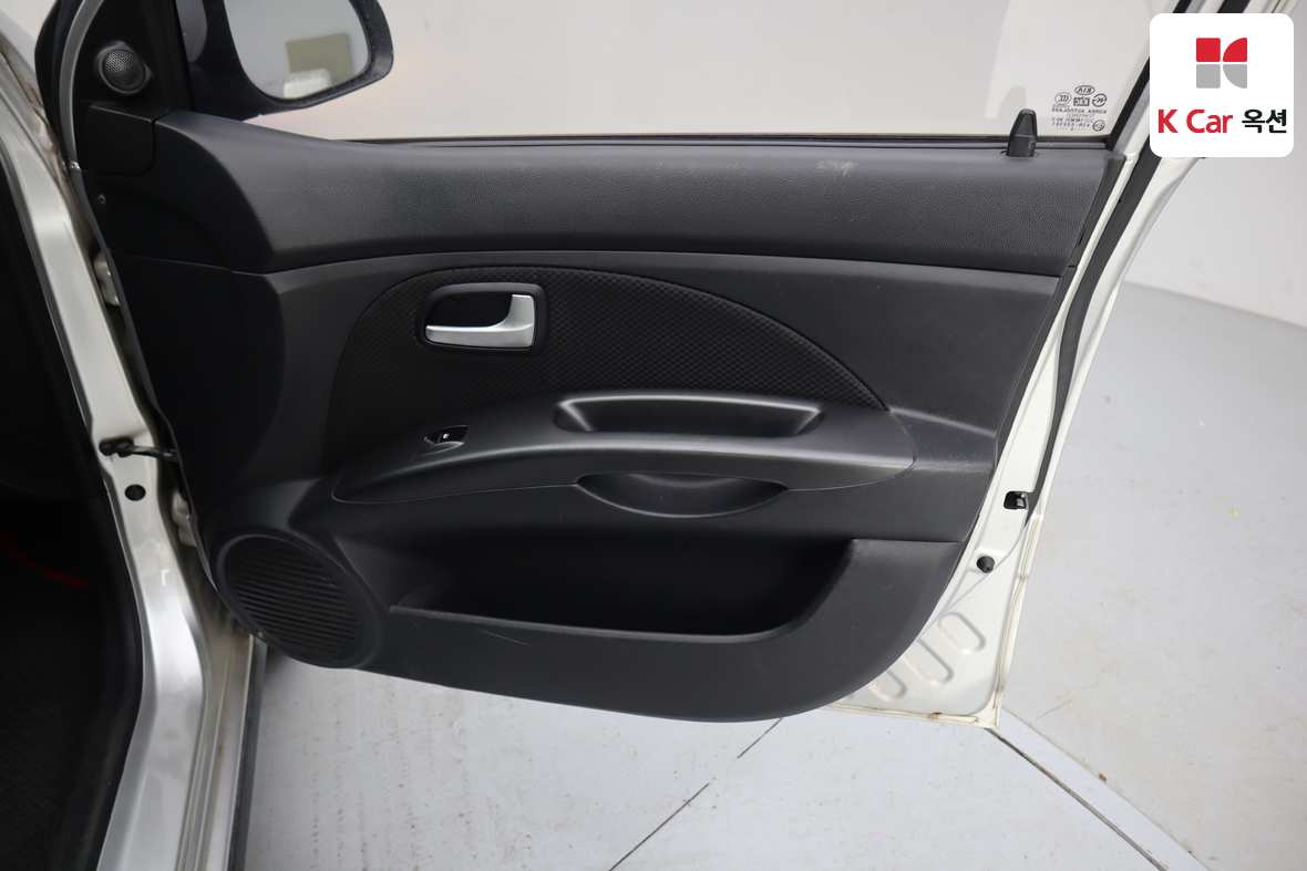 Kia Morning 2011 - Image 27