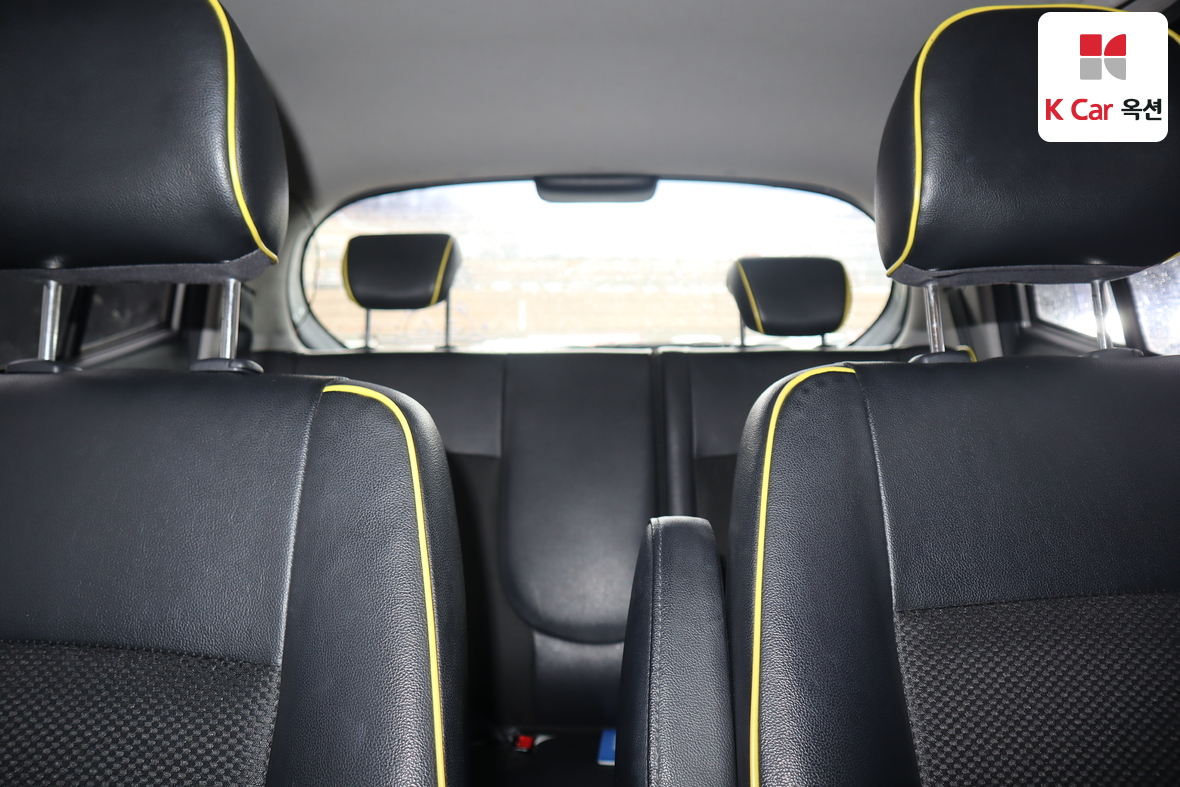 Kia Morning 2011 - Image 17