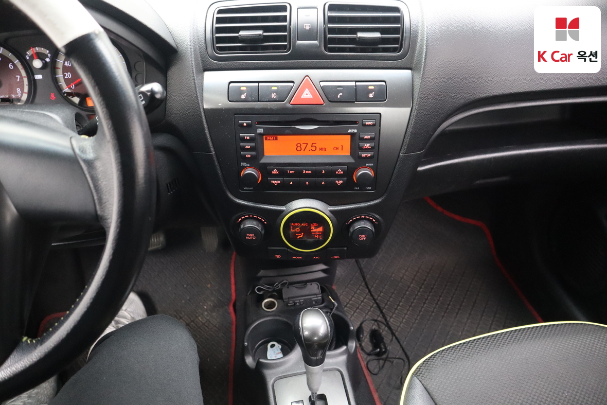 Kia Morning 2011 - Image 6