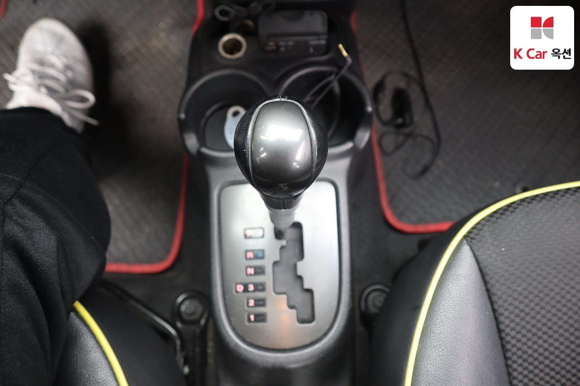 Kia Morning 2011 - Image 15