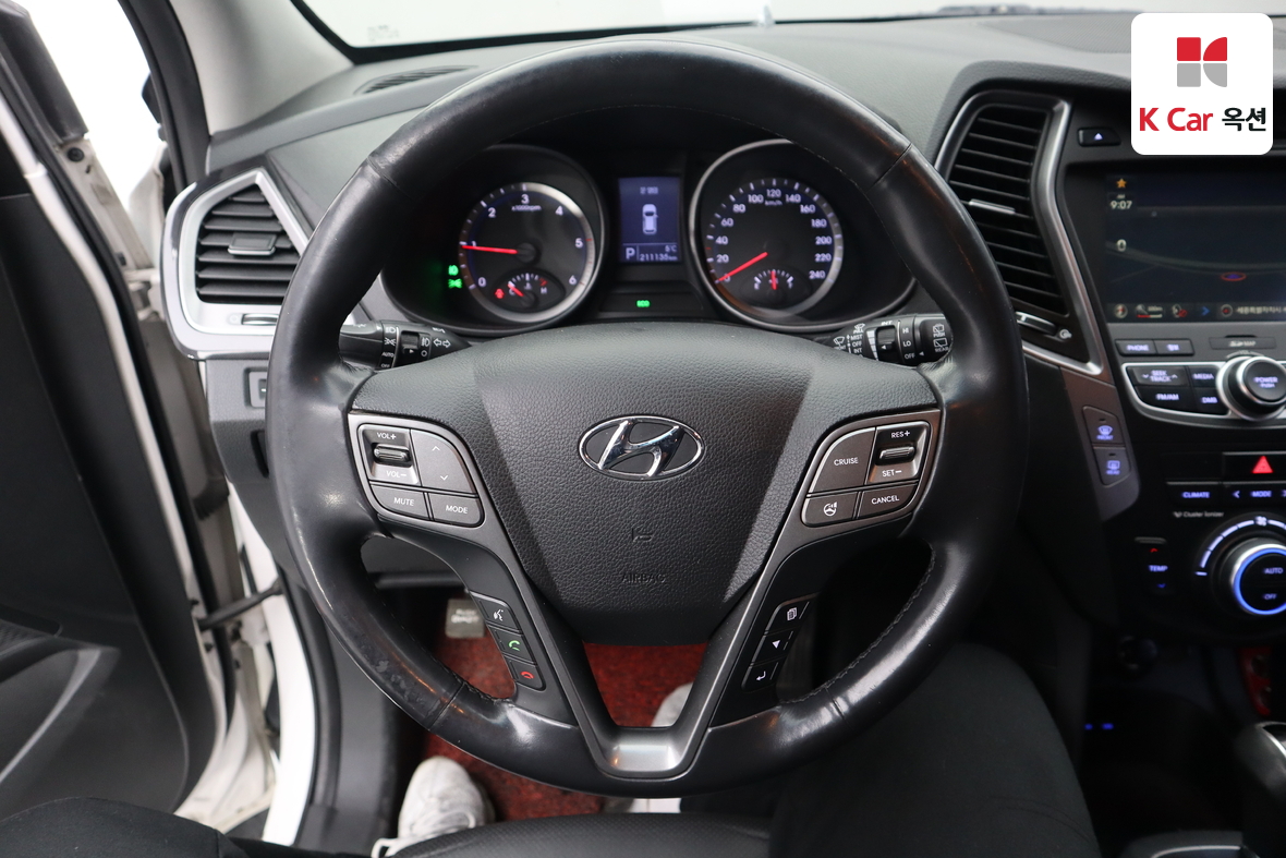 هيونداي سانتافي 2014 - صورة 10