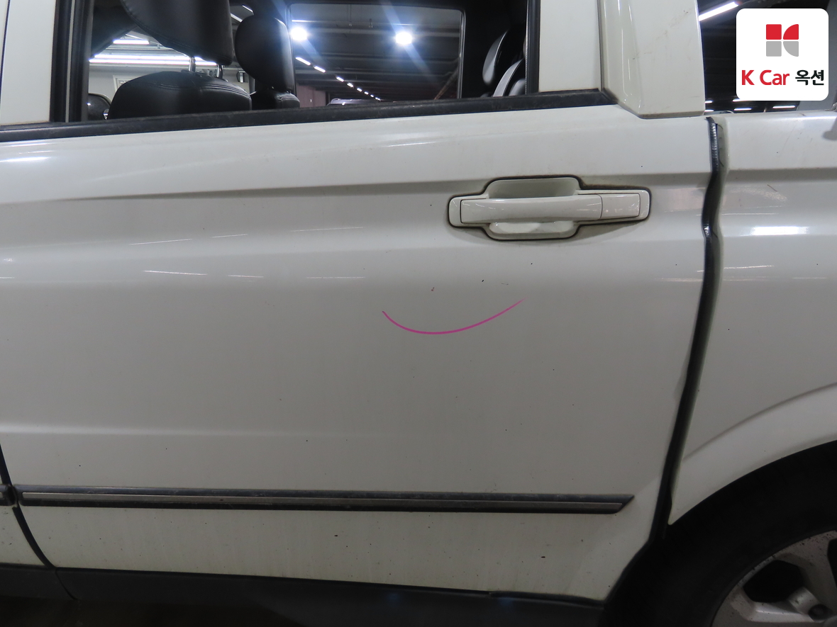 KG Mobility Korando Sports 2017 - Image 42