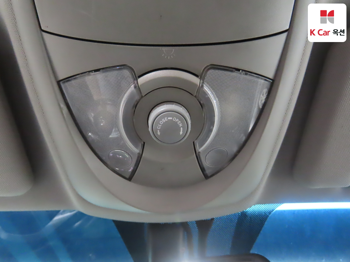 KG Mobility Korando Sports 2017 - Image 12