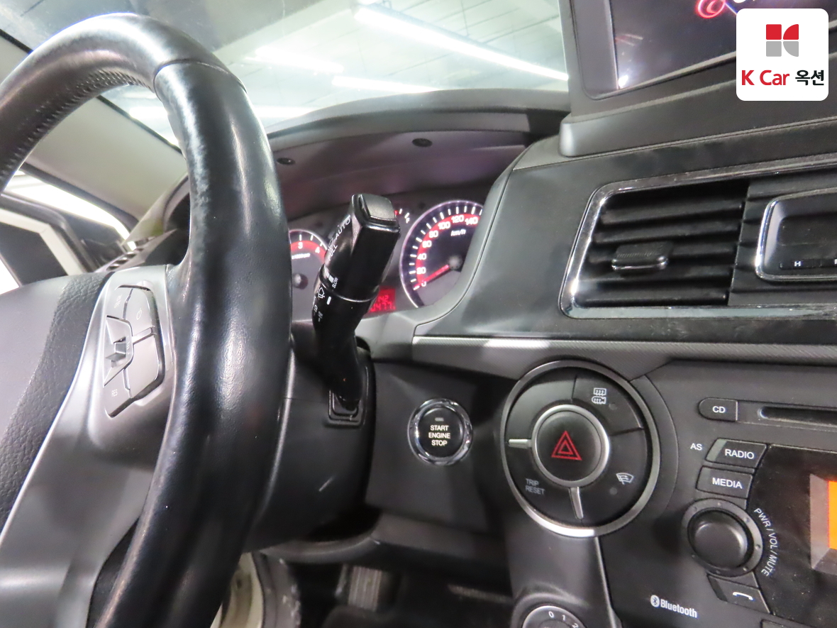 KG Mobility Korando Sports 2017 - Image 11