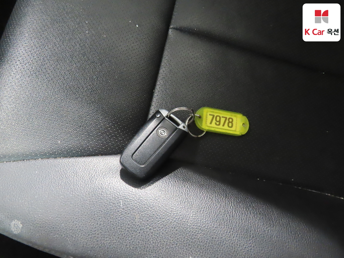 KG Mobility Korando Sports 2017 - Image 18