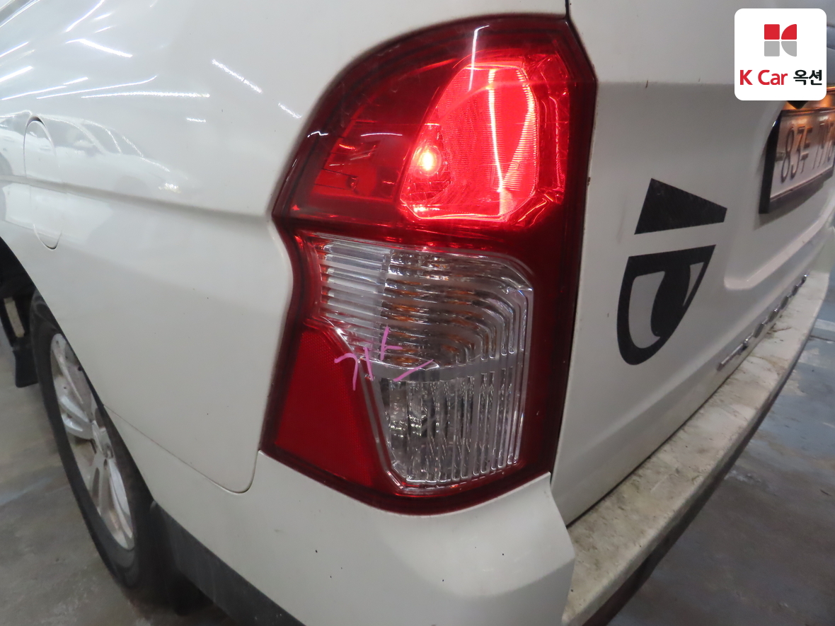 KG Mobility Korando Sports 2017 - Image 44