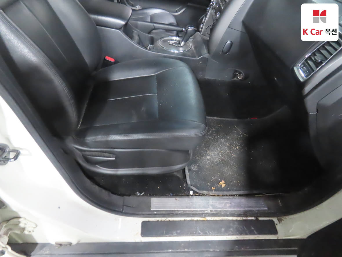 KG Mobility Korando Sports 2017 - Image 32