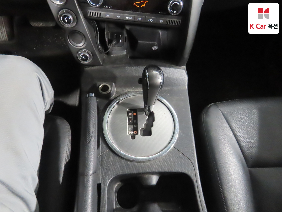 KG Mobility Korando Sports 2017 - Image 17