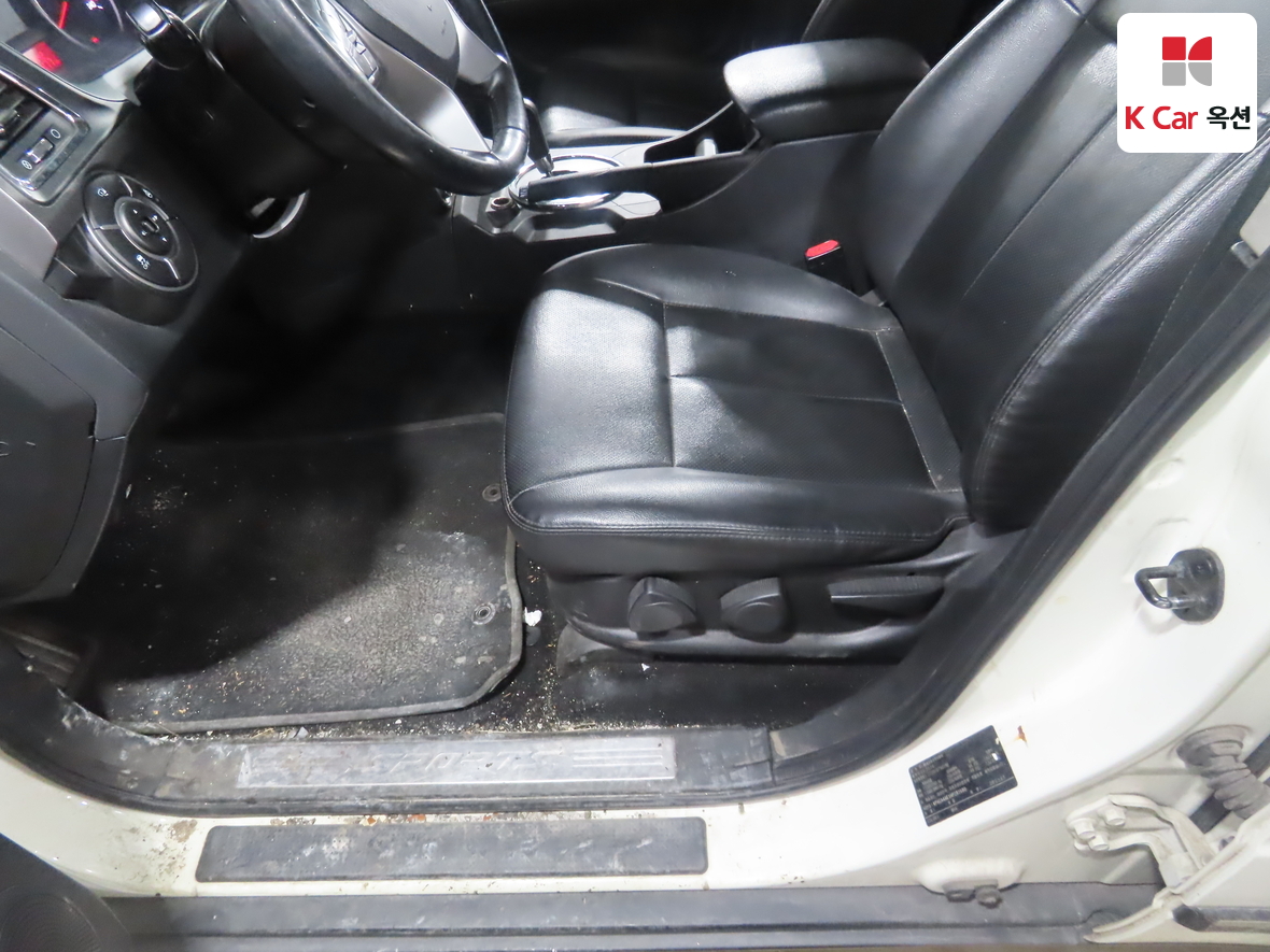 KG Mobility Korando Sports 2017 - Image 19