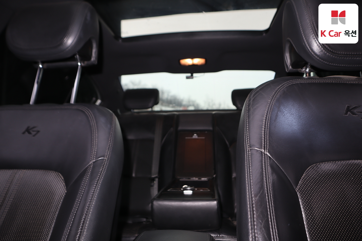 Kia K7 2012 - Image 20