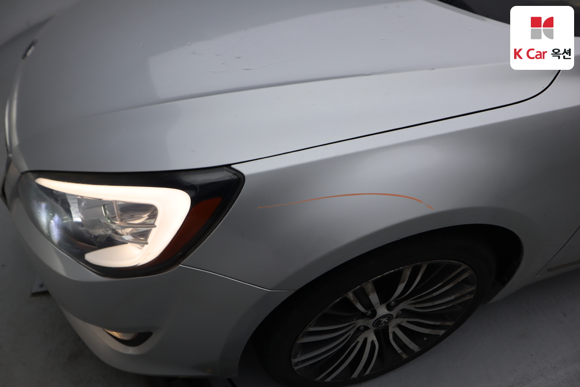 Kia K7 2012 - Image 42