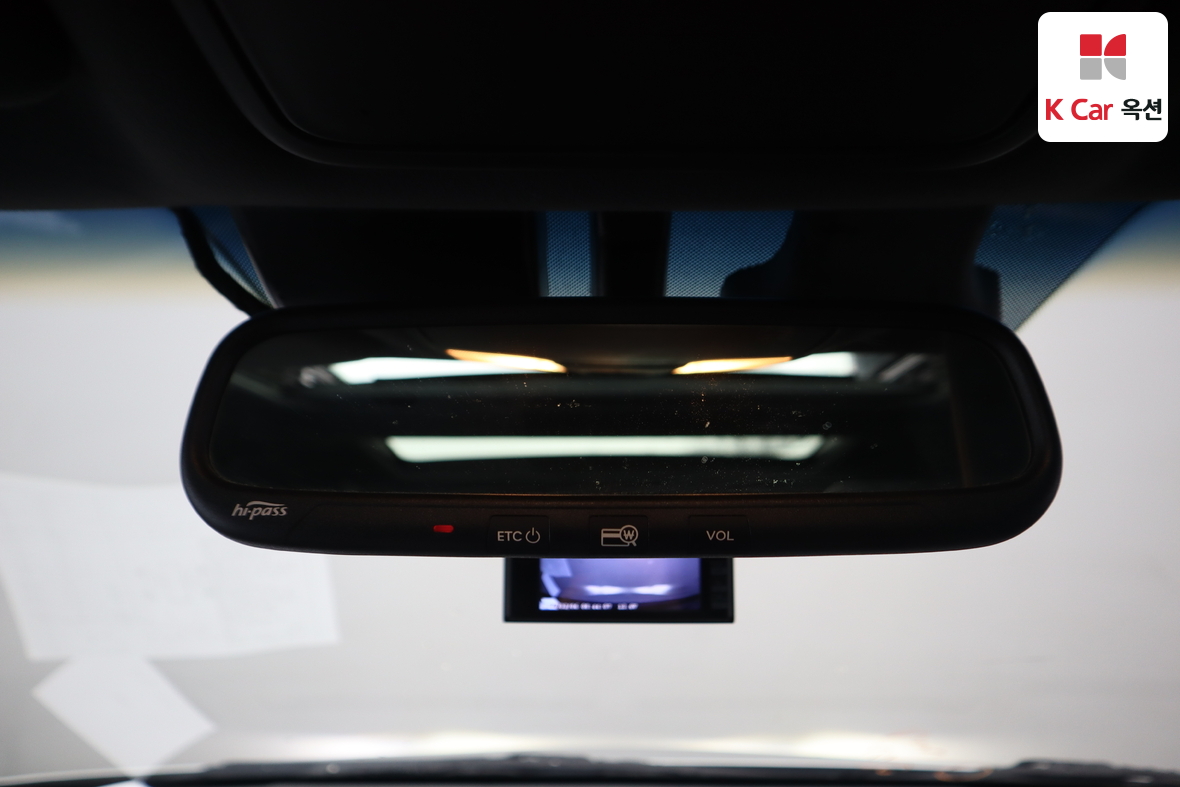 Kia K7 2012 - Image 12